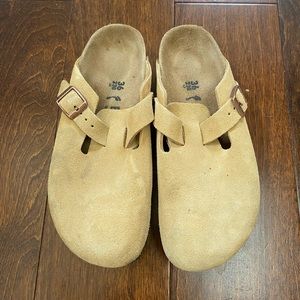 Birkenstocks Boston Suede Leather Tan Mules Clogs Slide on Woman’s 36
